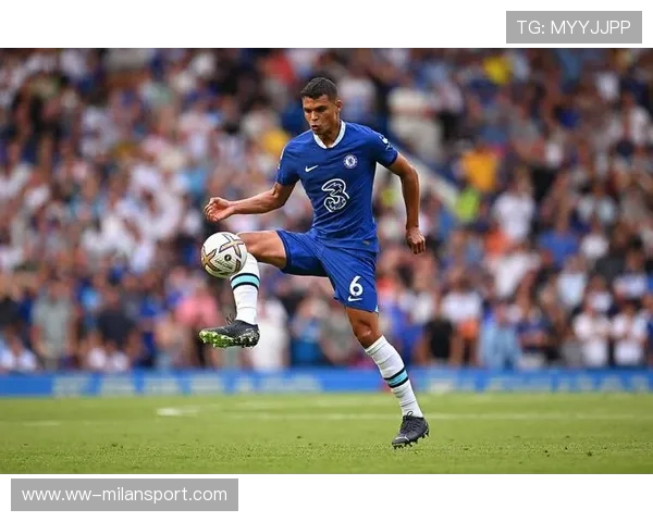 切尔西脚下创造空间能力极强 切尔西脚下创造空间能力极强